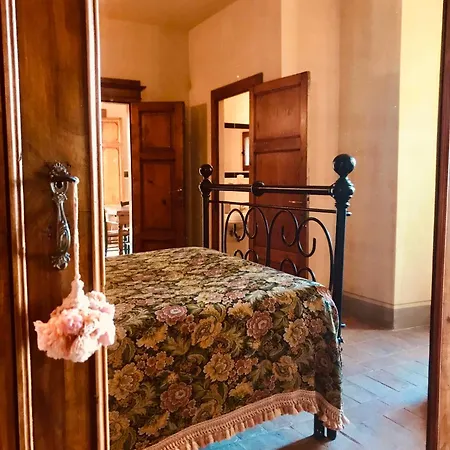Farm stay La Palazzina Palaia